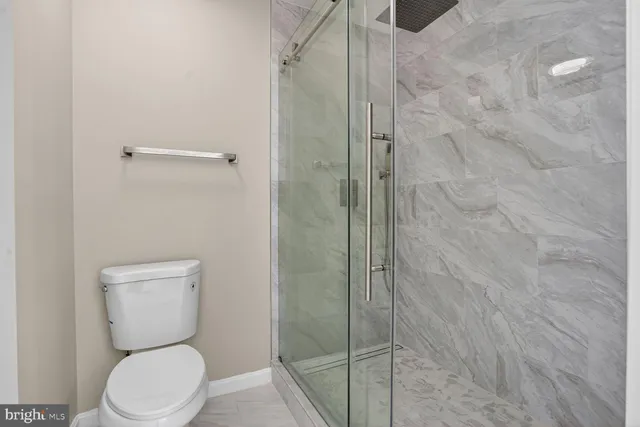 $650,000 | 6808 Cedar Loch Court, Centreville, VA 20121