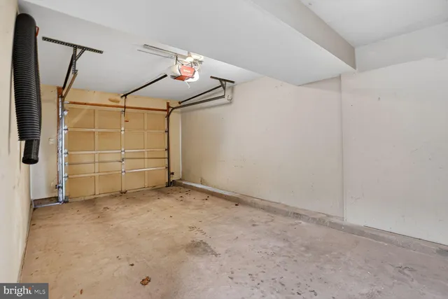 $650,000 | 6808 Cedar Loch Court, Centreville, VA 20121