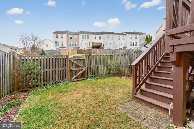 $650,000 | 6808 Cedar Loch Court, Centreville, VA 20121