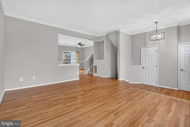 $650,000 | 6808 Cedar Loch Court, Centreville, VA 20121