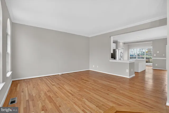 $650,000 | 6808 Cedar Loch Court, Centreville, VA 20121