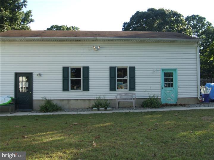 636 Hopewell Road Evesham, NJ 08053 - Photo 16 of 19 Garage