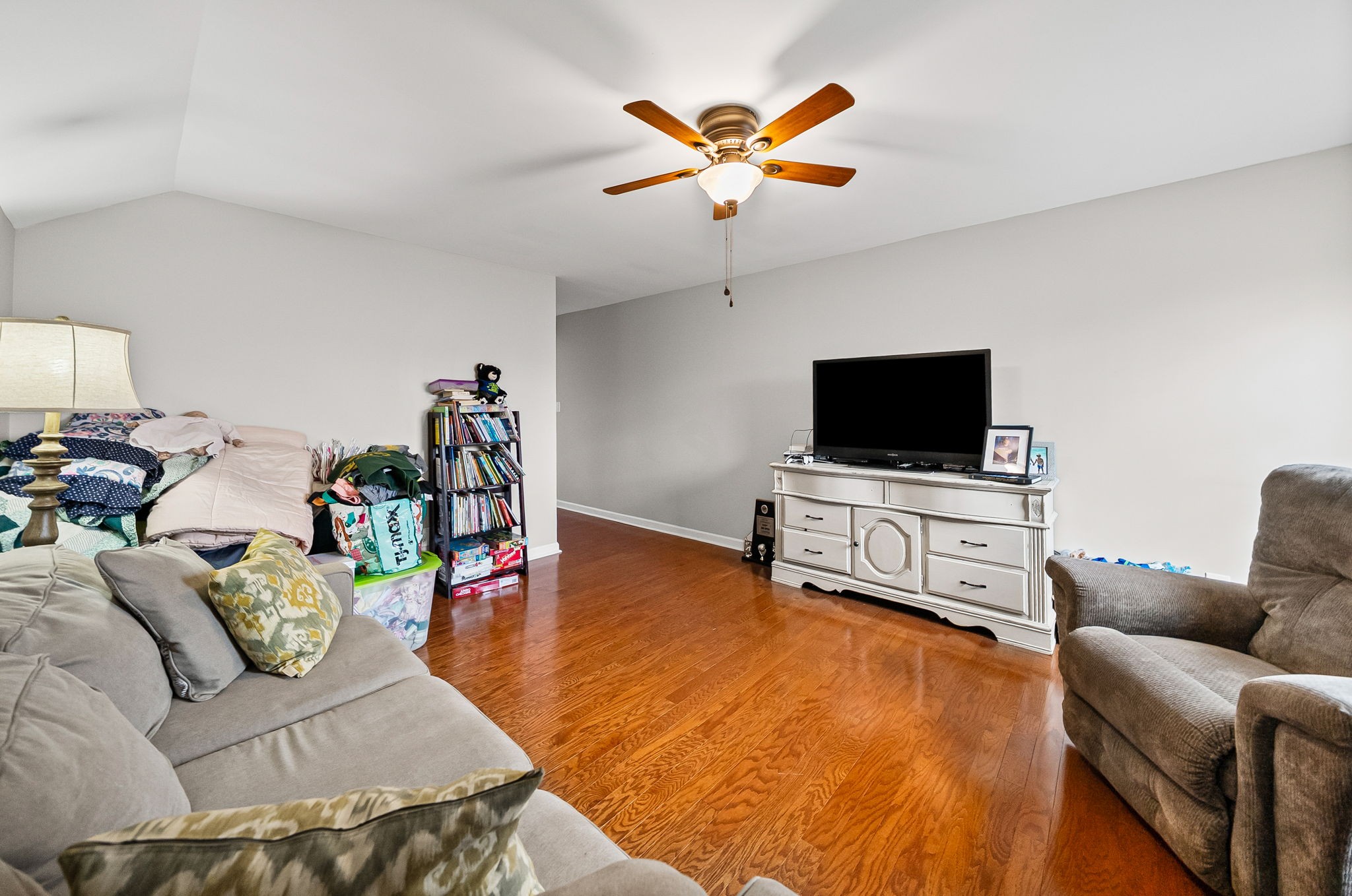 508 Sheffield Road Hopkinsville, KY 42240 - Photo 45 of 65 a living room with furniture and a flat screen tv