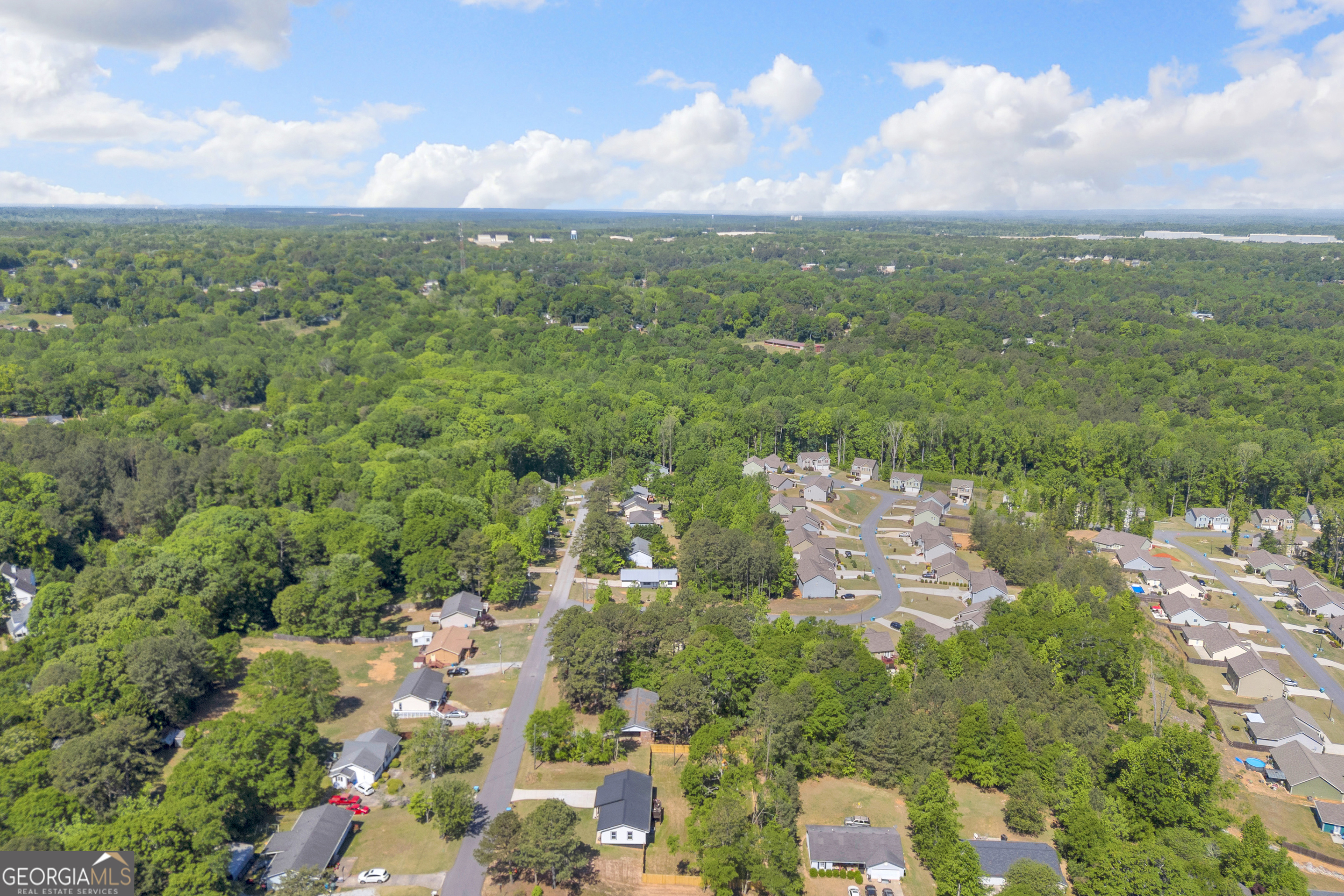 248 Highland Estates Commerce, GA 30529 - Photo 44 of 57 a view of a city