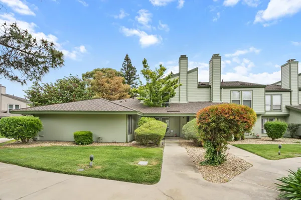 $349,000 | 428 Safflower Place, West Sacramento, CA 95691