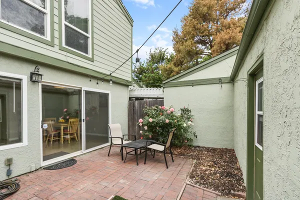 $349,000 | 428 Safflower Place, West Sacramento, CA 95691