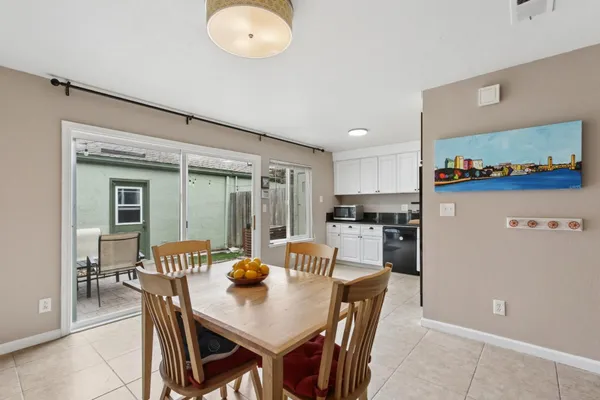 $349,000 | 428 Safflower Place, West Sacramento, CA 95691