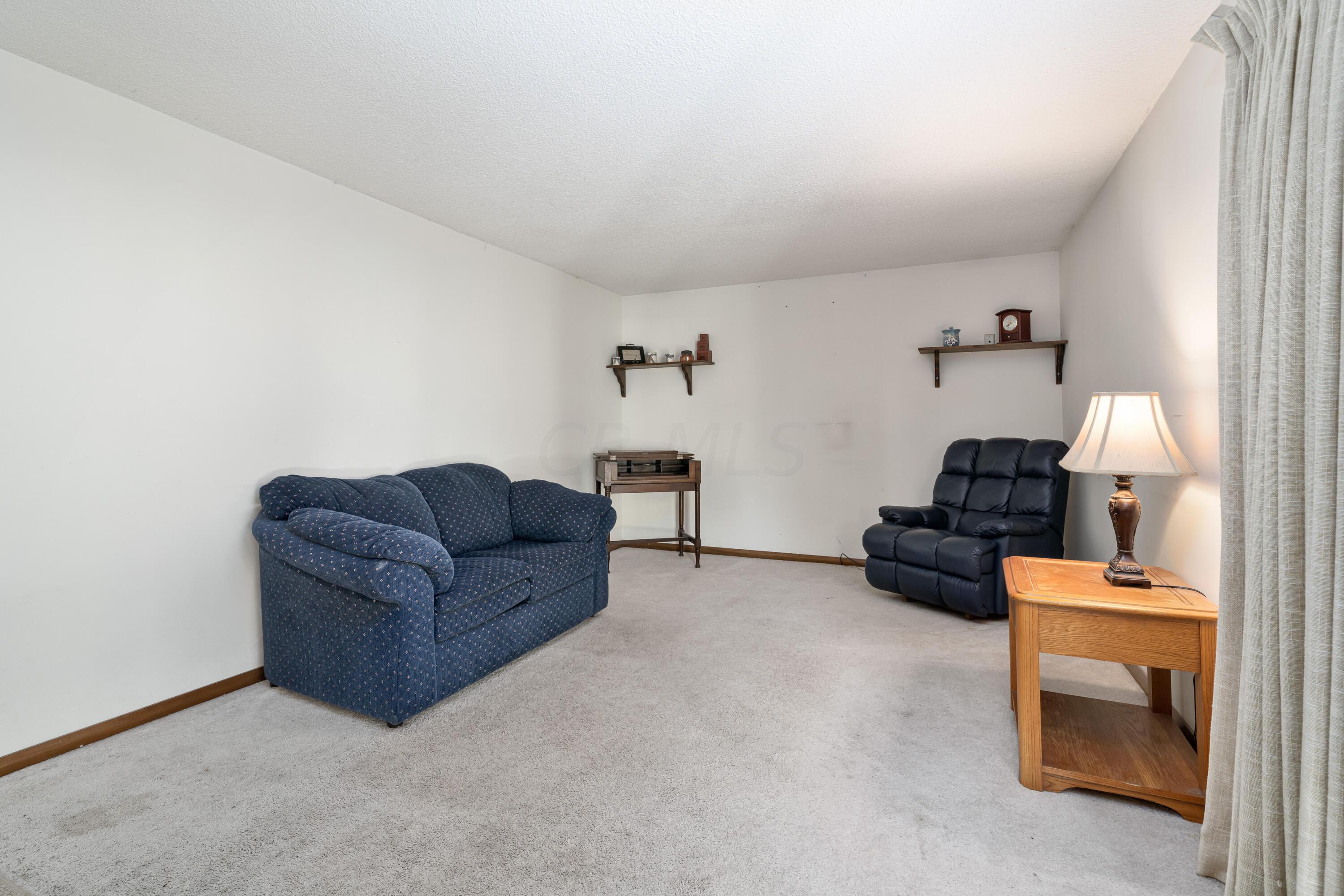 2695 West Case Road Columbus, OH 43235 - Photo 17 of 42 Gallery Image 17