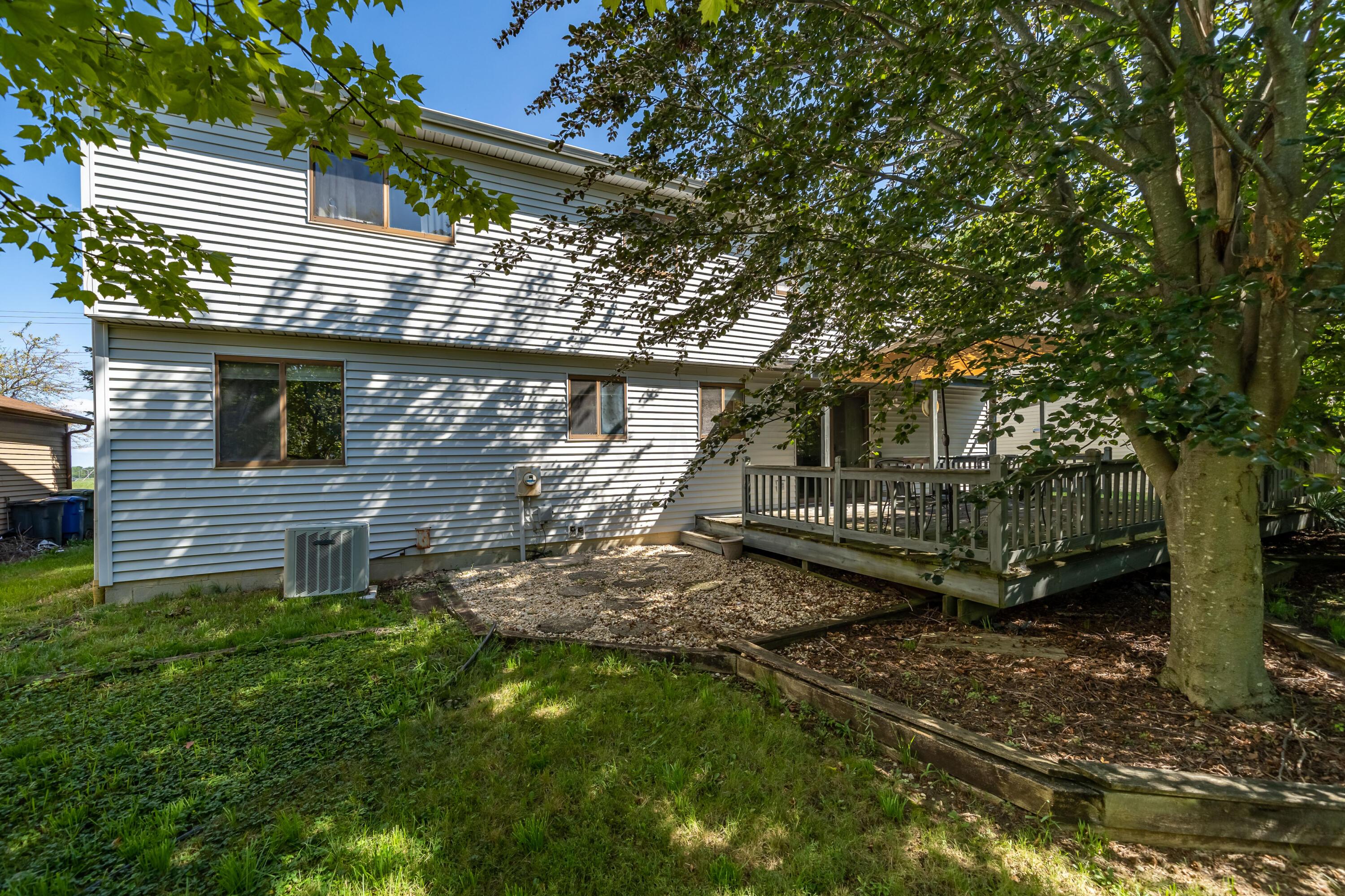 2695 West Case Road Columbus, OH 43235 - Photo 35 of 42 Gallery Image 35