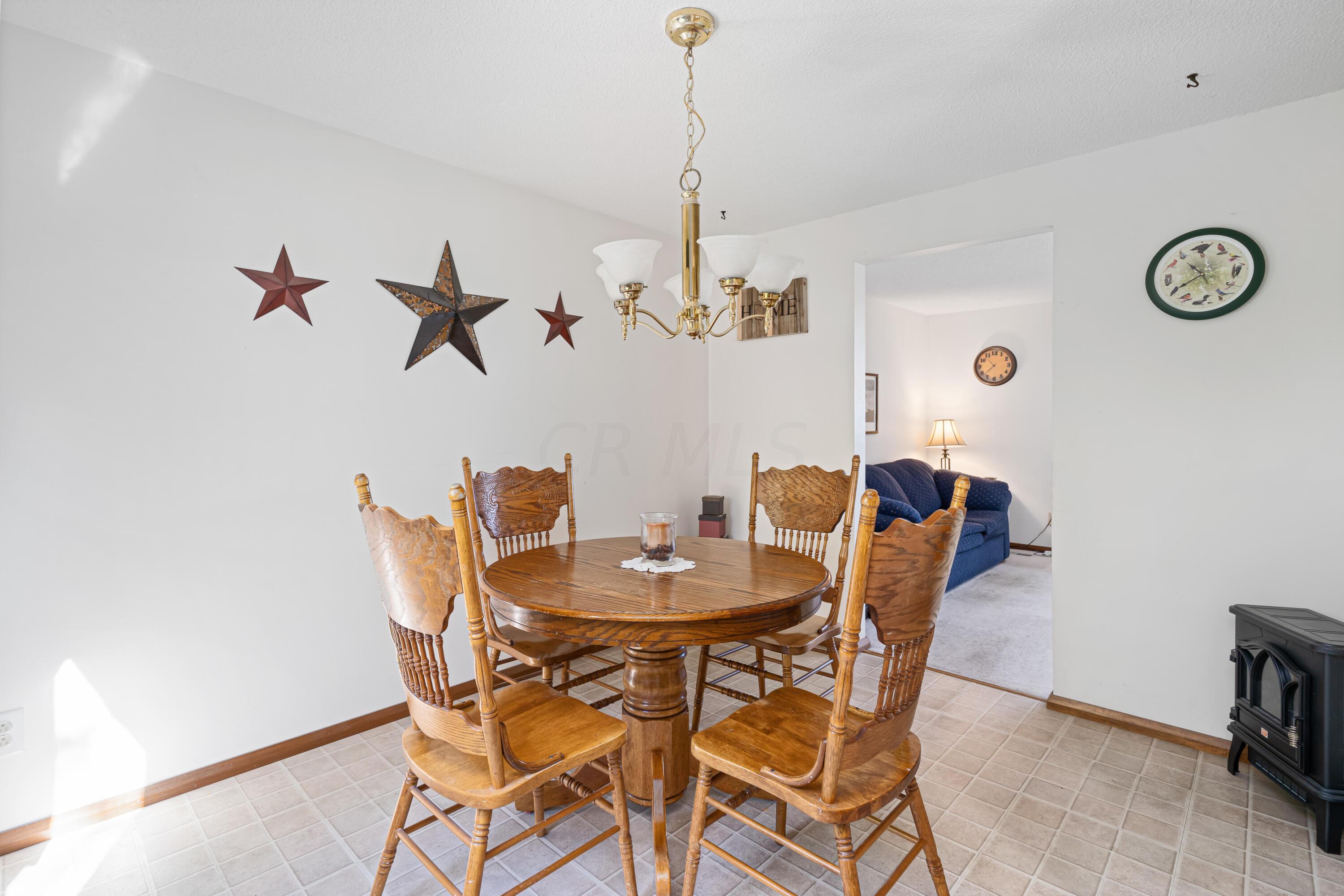 2695 West Case Road Columbus, OH 43235 - Photo 10 of 42 Gallery Image 10