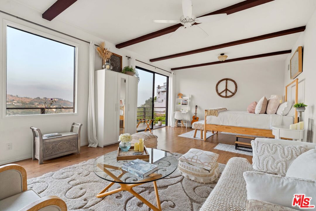 2154 Beech Knoll Road Los Angeles, CA 90046 - Photo 15 of 24