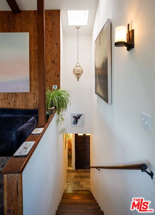 2154 Beech Knoll Road Los Angeles, CA 90046 - Photo 9 of 24