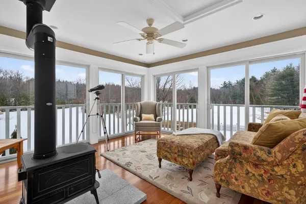 $3,700,000 | 51 Pond Street, Newton, NH 03858