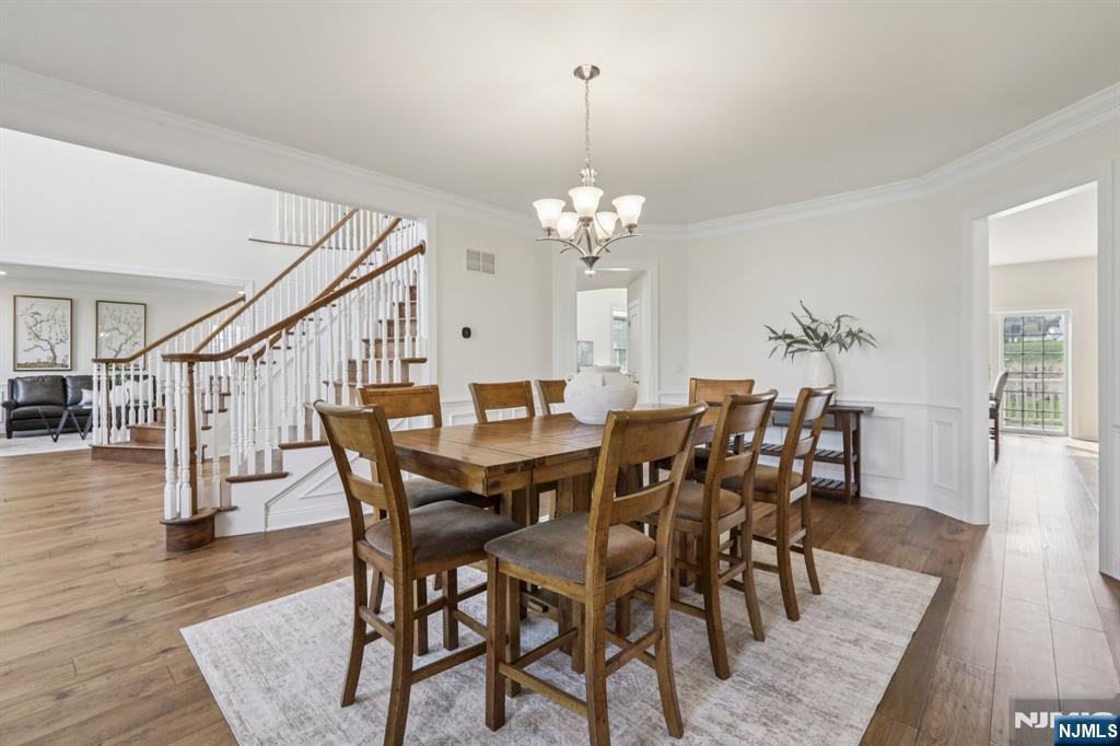 22 Woodmere Road Upper Saddle River, NJ 07458 - Photo 5 of 40