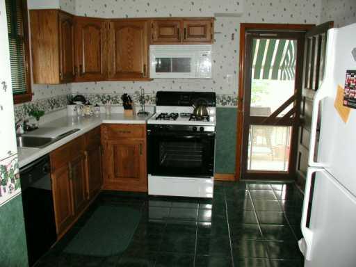 1624 Chartiers Avenue McKees Rocks, PA 15136 - Photo 4 of 8 Other.