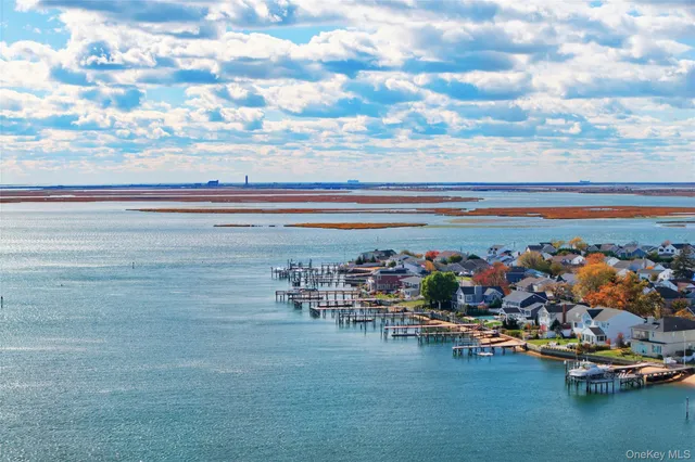 $2,050,000 | 4530 Merrick Road, Massapequa, NY 11758