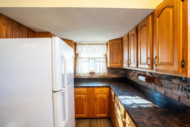 $215,000 | 401 North Jenette Avenue, Buckner, IL 62819