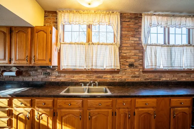 $215,000 | 401 North Jenette Avenue, Buckner, IL 62819