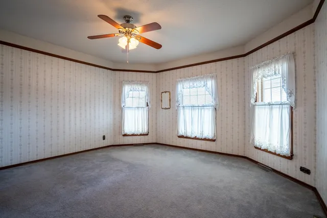 $215,000 | 401 North Jenette Avenue, Buckner, IL 62819