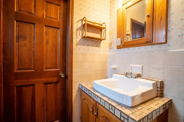 $215,000 | 401 North Jenette Avenue, Buckner, IL 62819