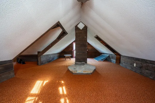 $215,000 | 401 North Jenette Avenue, Buckner, IL 62819