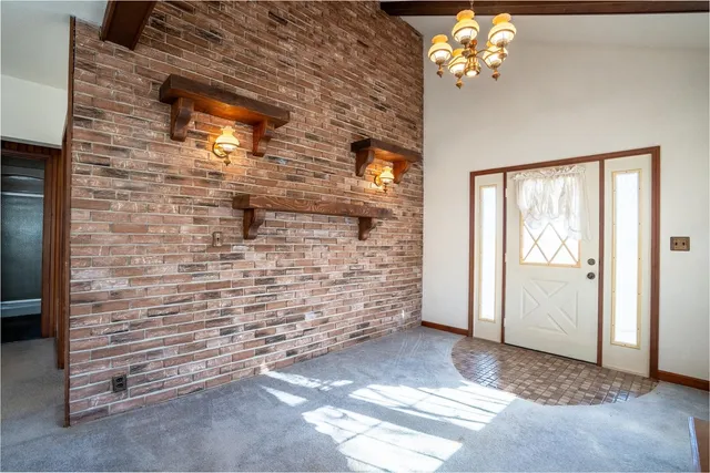 $215,000 | 401 North Jenette Avenue, Buckner, IL 62819