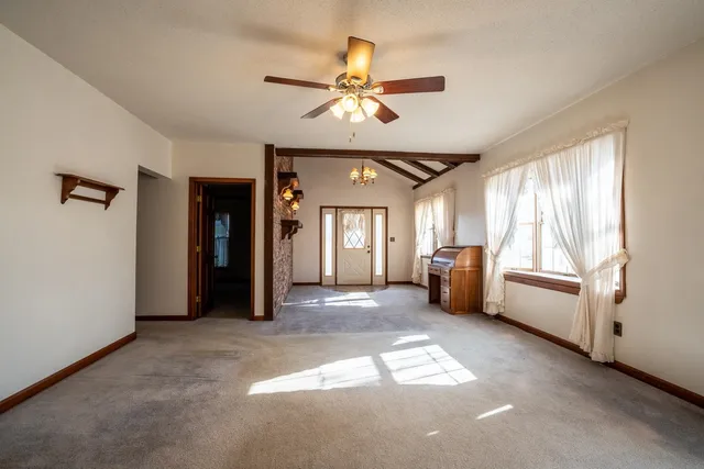 $215,000 | 401 North Jenette Avenue, Buckner, IL 62819