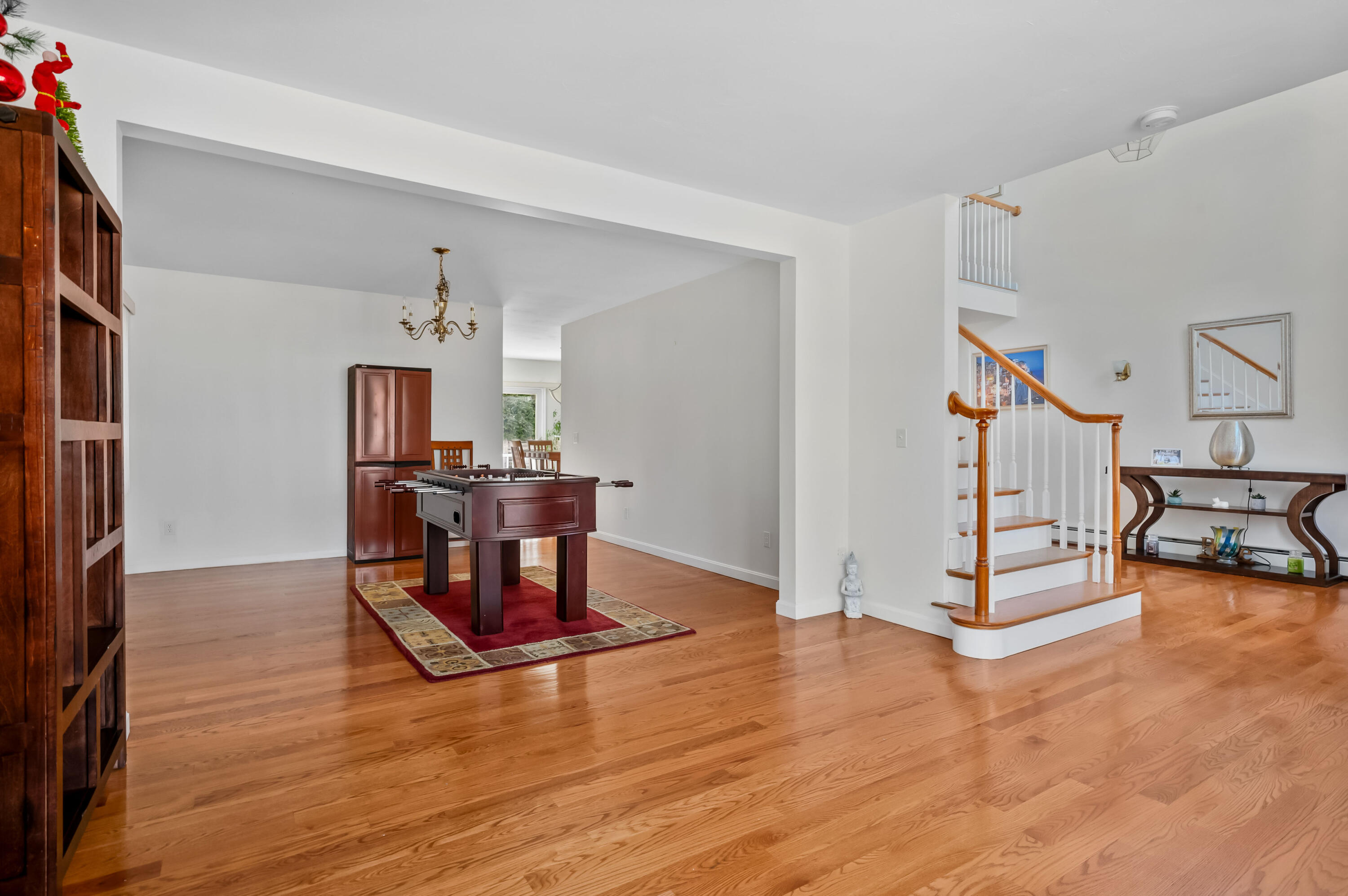 2 Centerville Avenue Centerville, MA 02632 - Photo 18 of 40 a living room with furniture and a wooden floor
