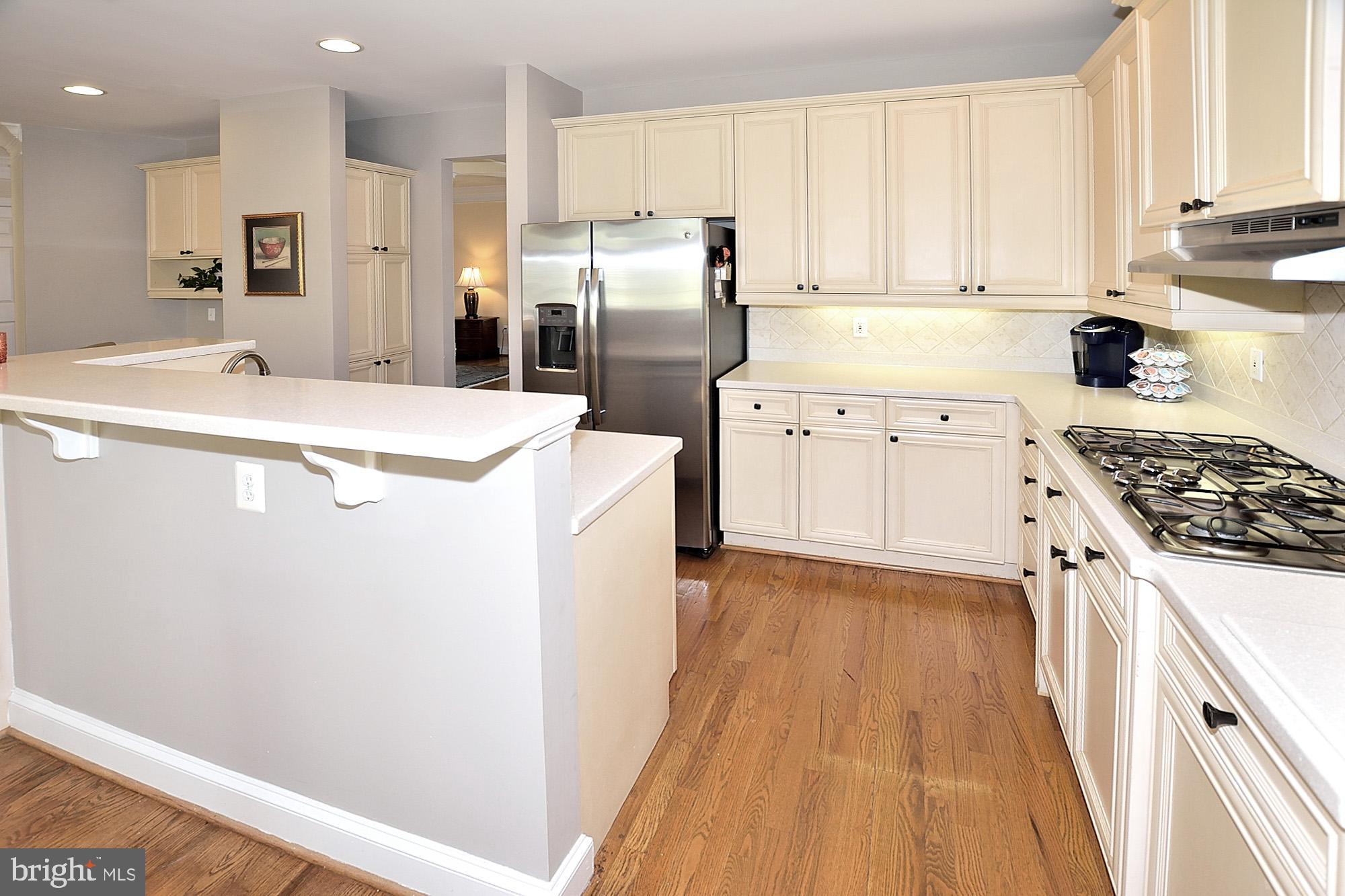 12192 Chancery Station Circle Reston, VA 20190 - Photo 13 of 39 KITCHEN