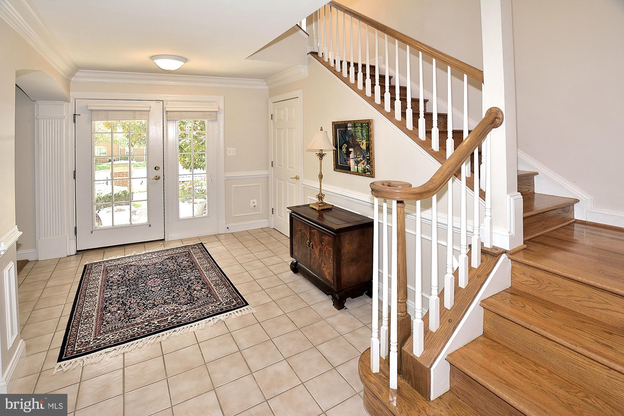 12192 Chancery Station Circle Reston, VA 20190 - Photo 3 of 39 FOYER
