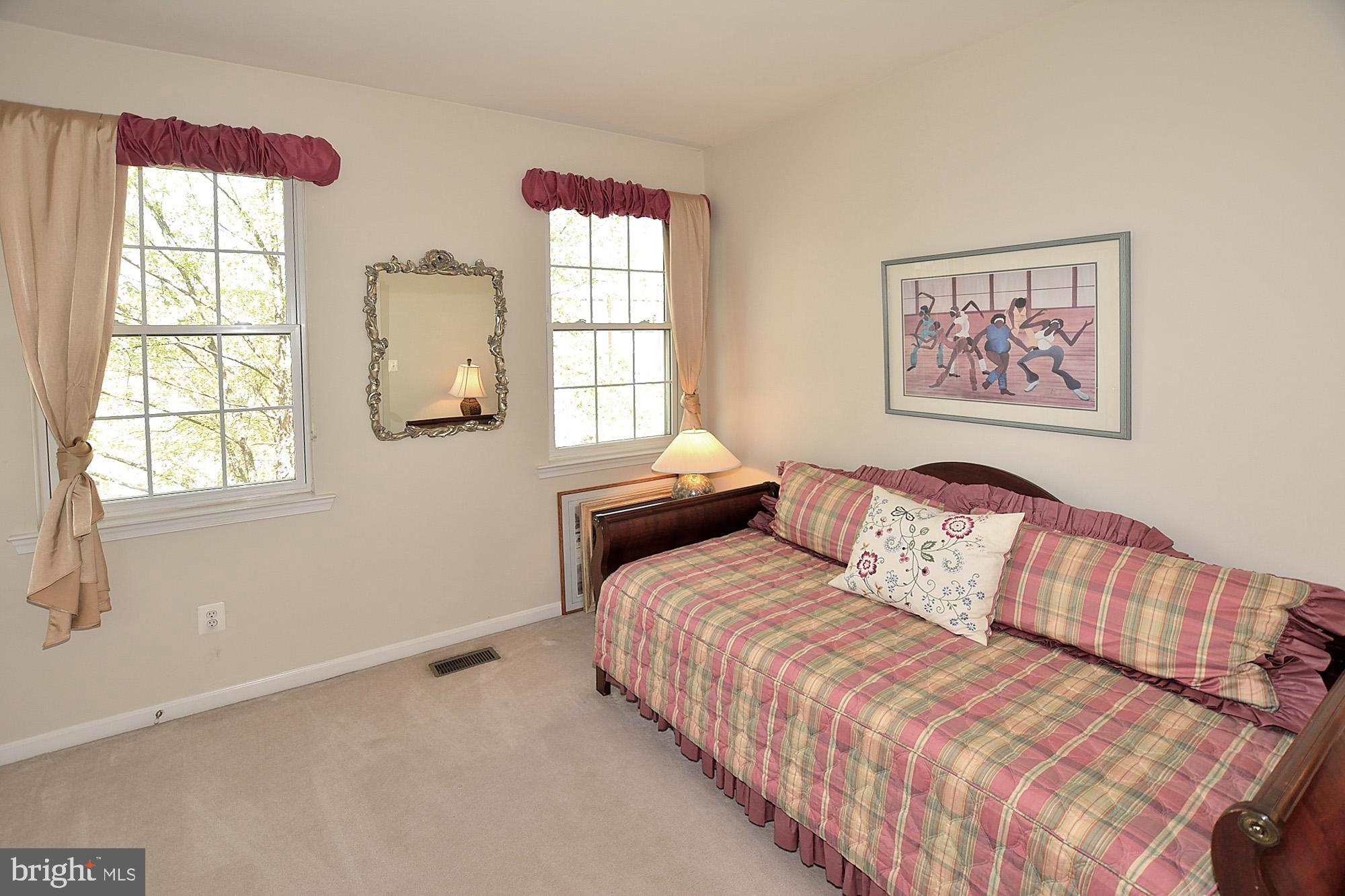 12192 Chancery Station Circle Reston, VA 20190 - Photo 28 of 39 2ND BEDROOM