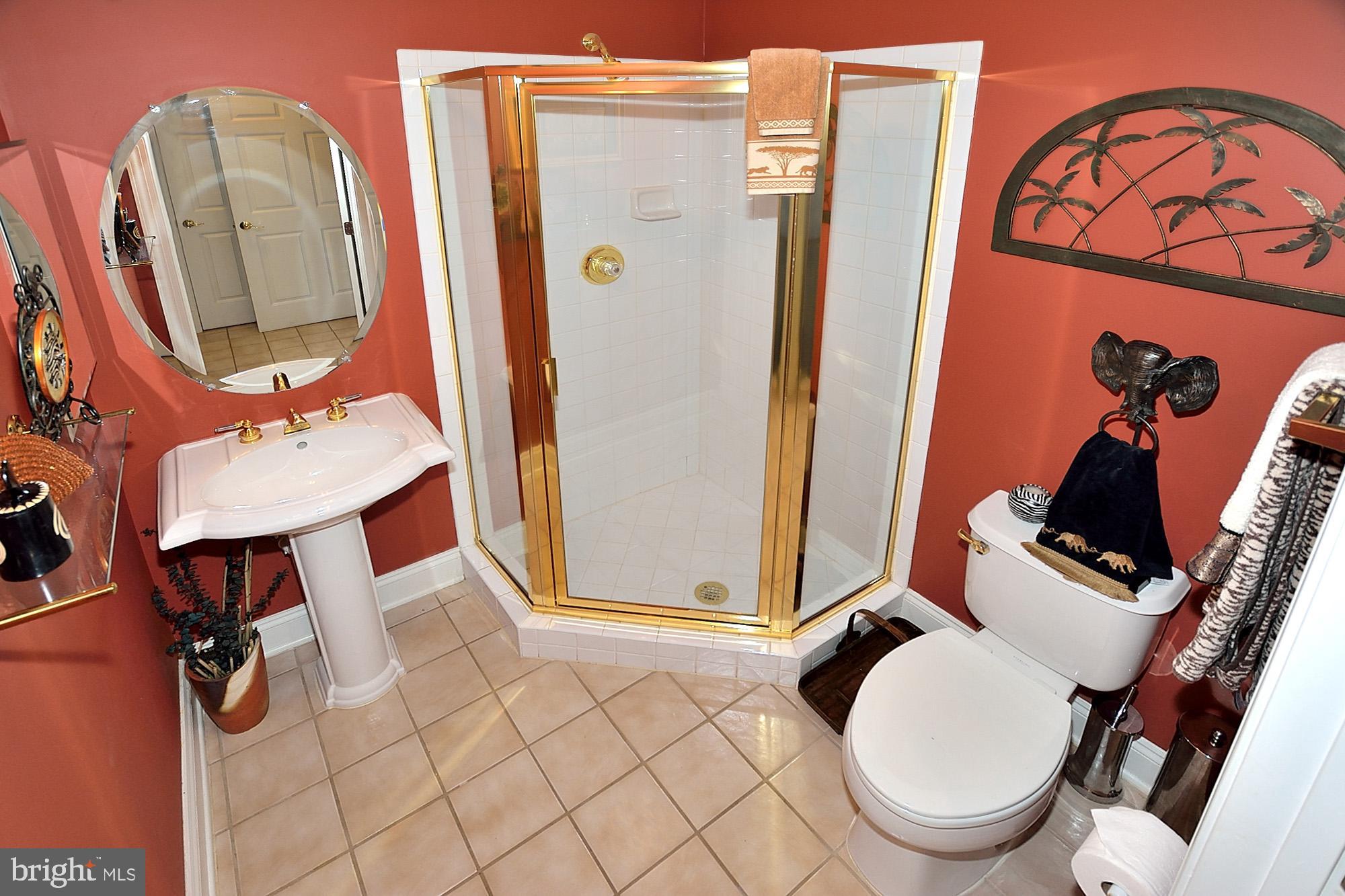 12192 Chancery Station Circle Reston, VA 20190 - Photo 36 of 39 FULL BATH
