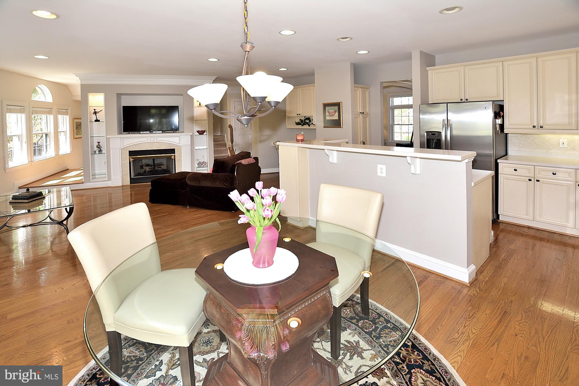 12192 Chancery Station Circle Reston, VA 20190 - Photo 10 of 39 KITCHEN