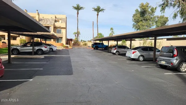 $230,000 | 3845 East Greenway Road, Unit 121, Phoenix, AZ 85032