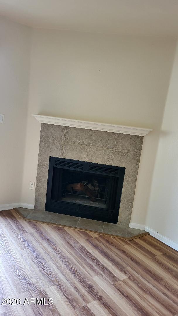 3845 East Greenway Road, Unit 121 Phoenix, AZ 85032 - Photo 5 of 28 Lvng Rm Fireplace