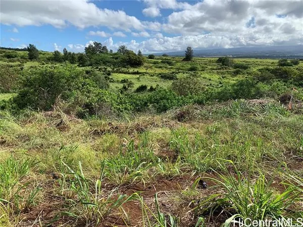 $400,000 | 94-944 Anoiki Street, Unit 7, Waipahu, HI 96797