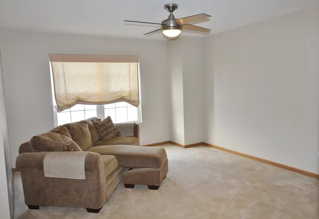 $279,000 | 2005 Mountain Road, Morris, IL 60450