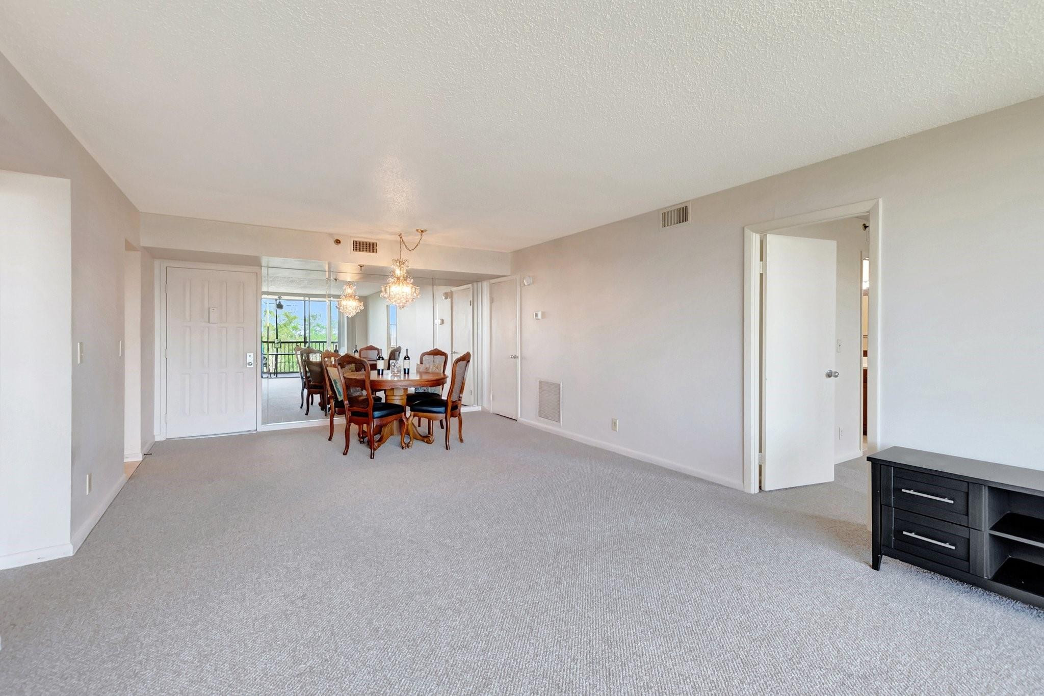 5260 Northwest 2nd Avenue, Unit 504 Boca Raton, FL 33487 - Photo 11 of 23 Dining Living Combination