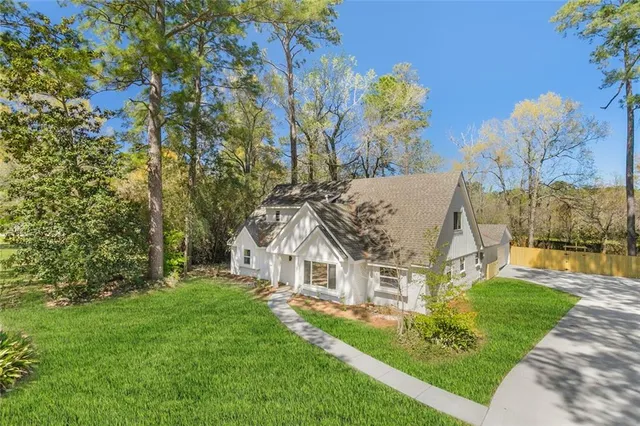 $399,000 | 156 Belle Terre Boulevard, Covington, LA 70433