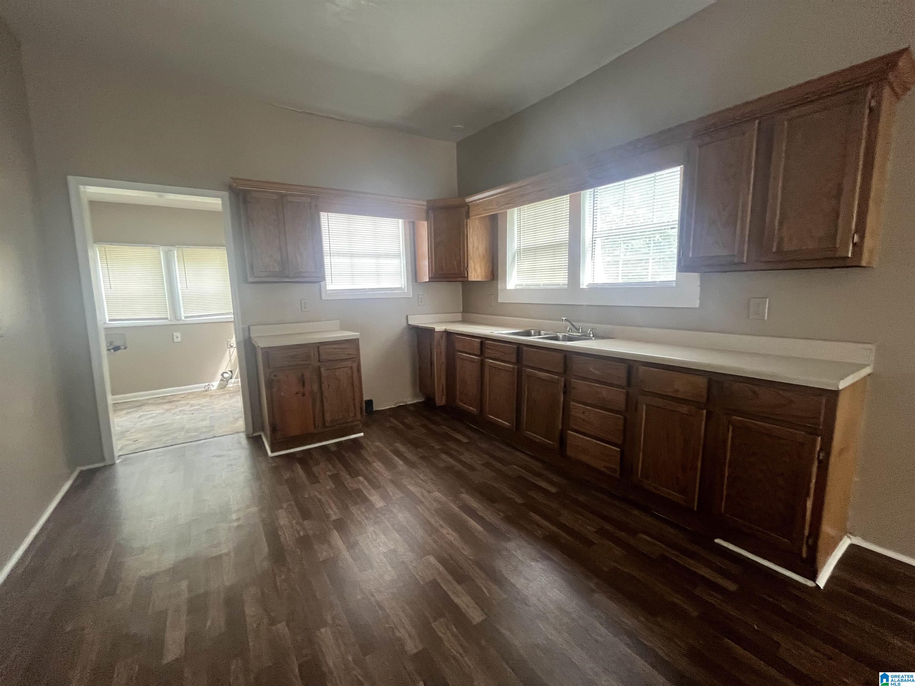 5722 Terrace Avenue Fairfield, AL 35064 - Photo 8 of 10