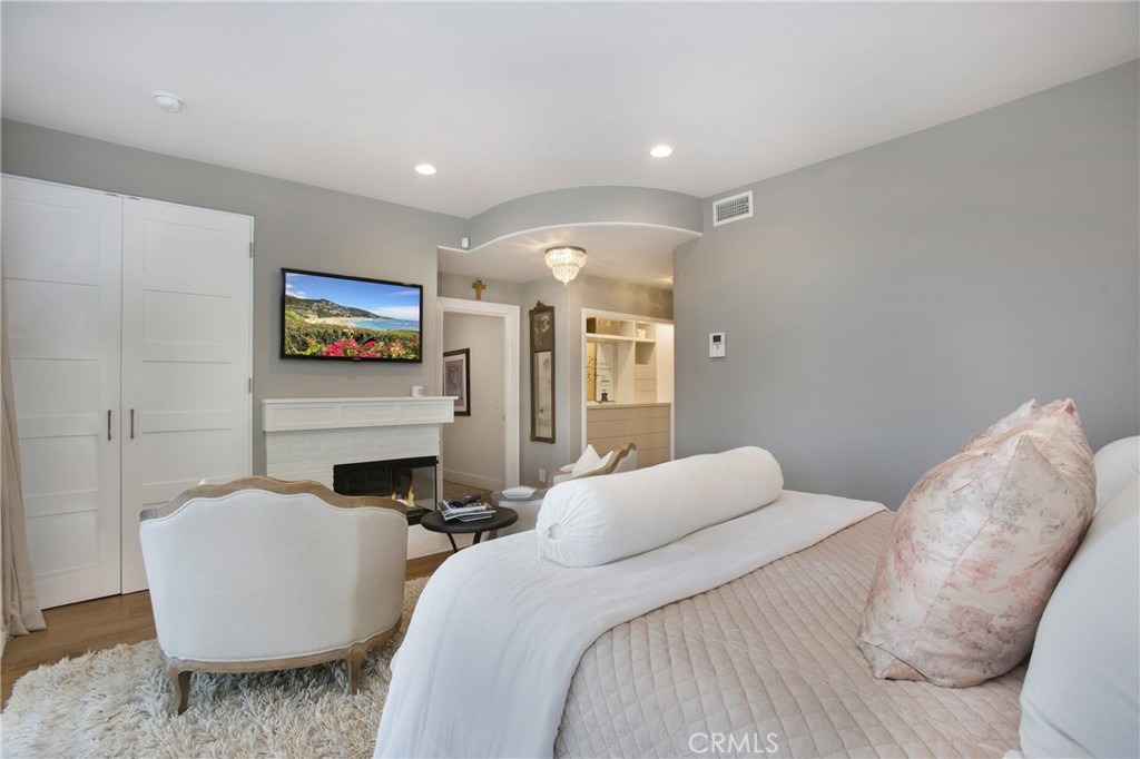 791 Barracuda Way Laguna Beach, CA 92651 - Photo 15 of 49