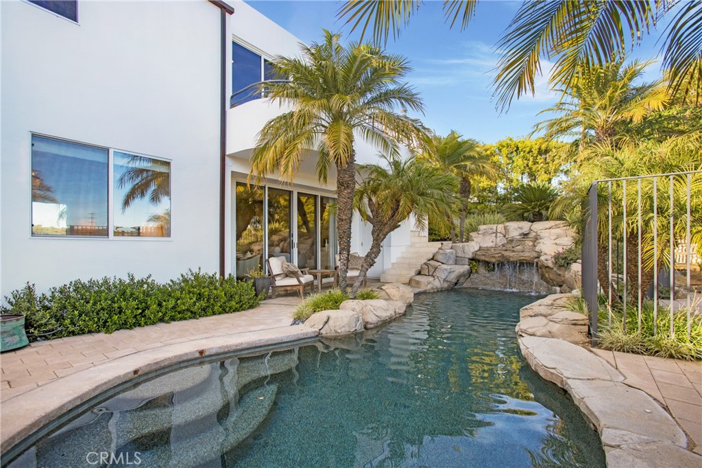 791 Barracuda Way Laguna Beach, CA 92651 - Photo 23 of 49