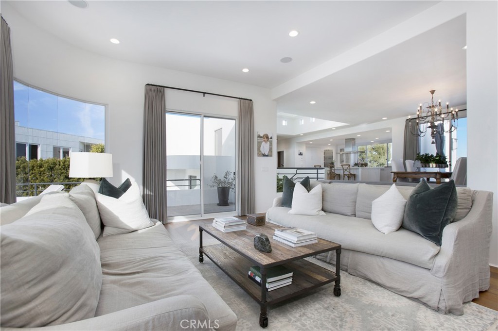 791 Barracuda Way Laguna Beach, CA 92651 - Photo 4 of 49