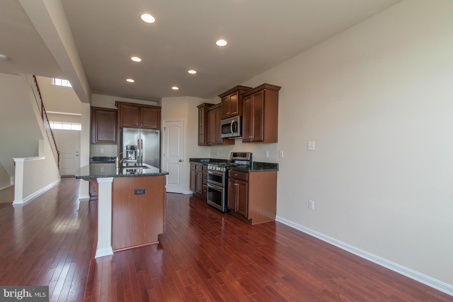 8153 Ridgely Loop Severn, MD 21144 - Photo 10 of 30 Kitchen