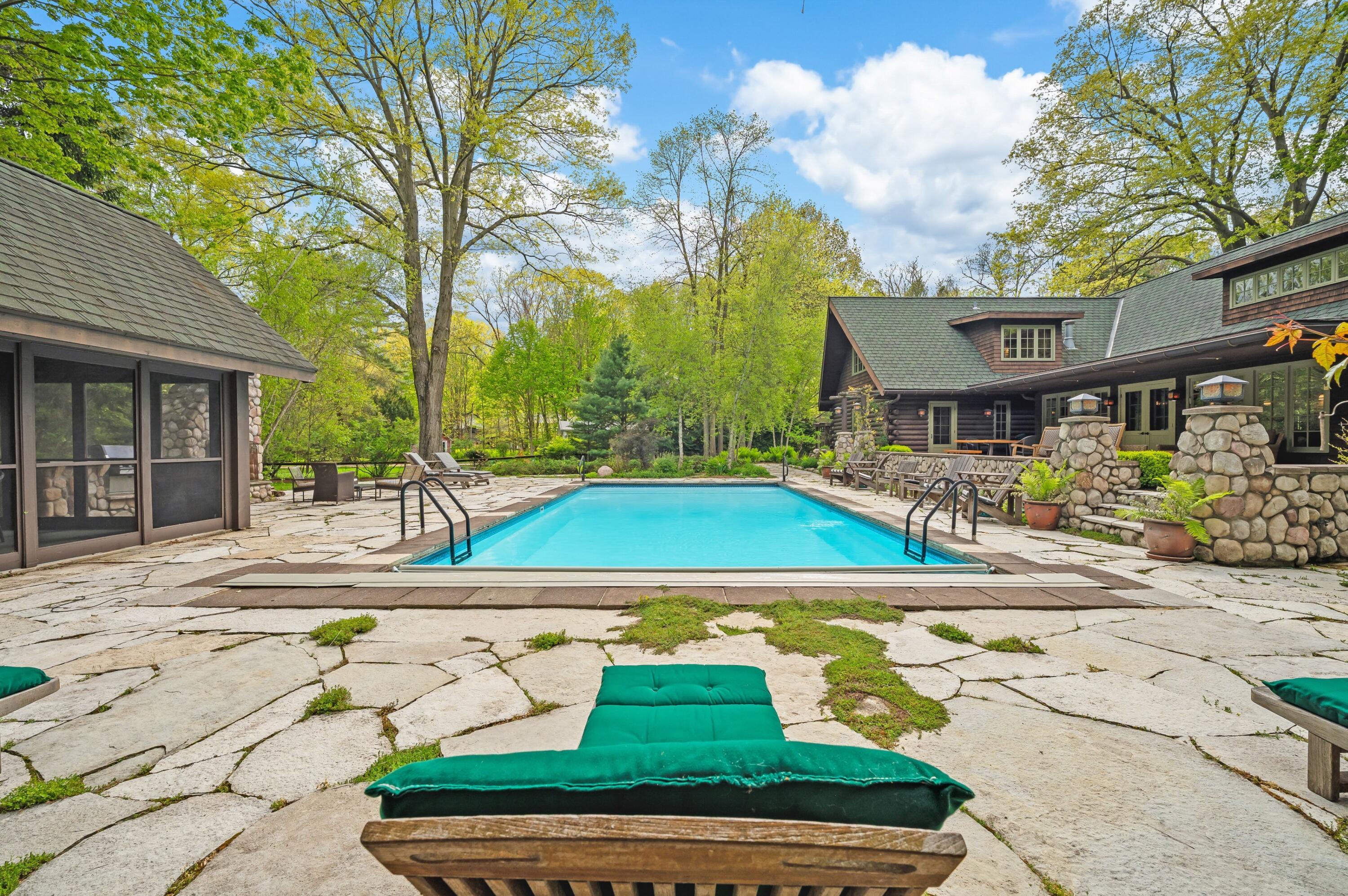 14657 Lakeshore Road Lakeside, MI 49116 - Photo 49 of 71 Pool