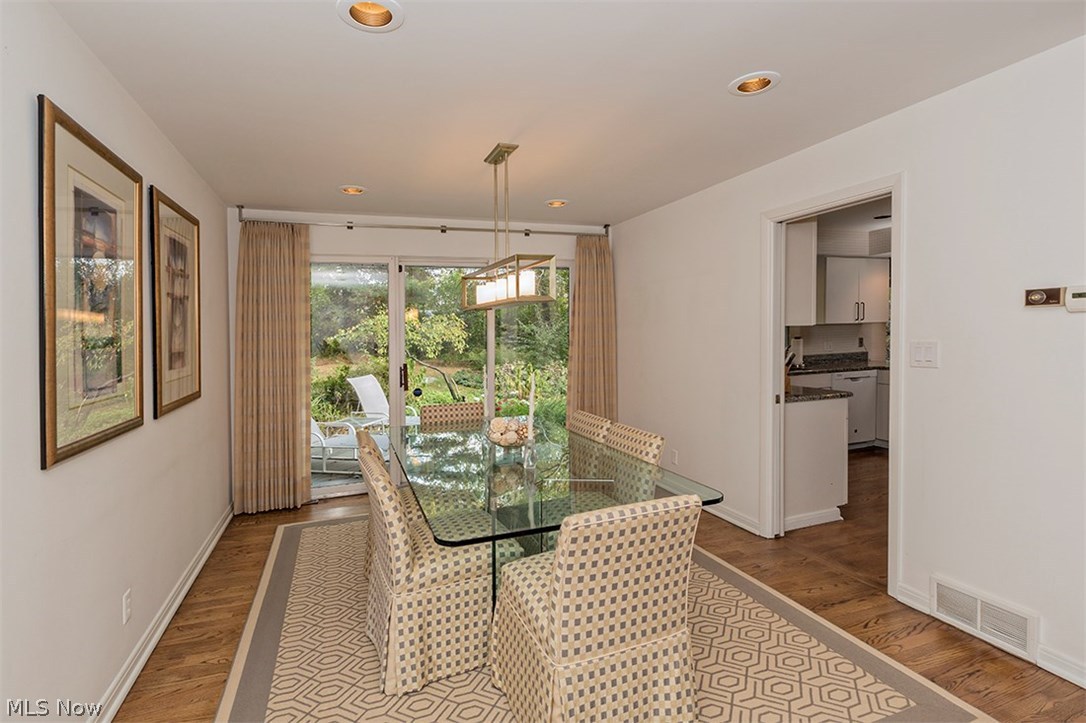 2631 Lander Road Cleveland, OH 44124 - Photo 6 of 30 Gallery Image 6