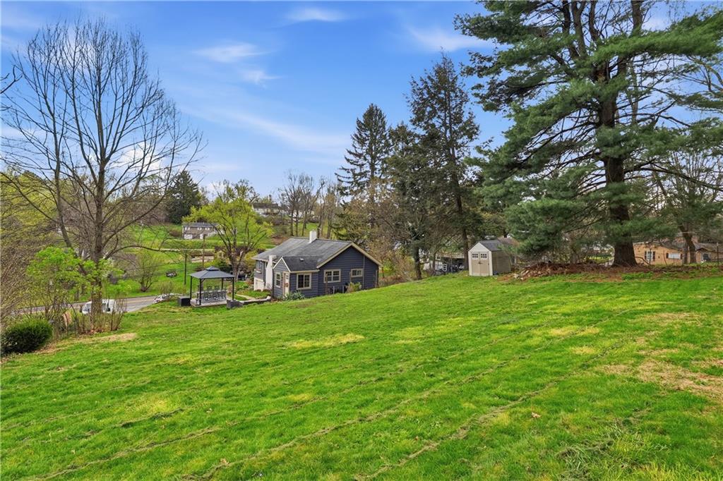 272 Spring Run Road Crescent, PA 15046 - Photo 32 of 44 Gallery Image 32