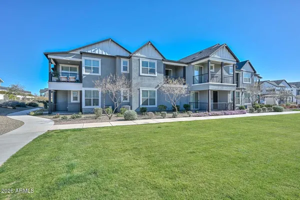 $3,800 | 11300 North Casa Dega Drive, Unit 1063, Surprise, AZ 85388