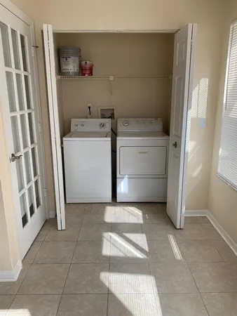 $1,400 | 5112 Conroy Road, Unit 14, Orlando, FL 32811