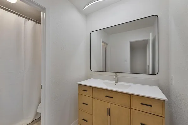 $2,350 | 2821 Capella Circle, Garland, TX 75044